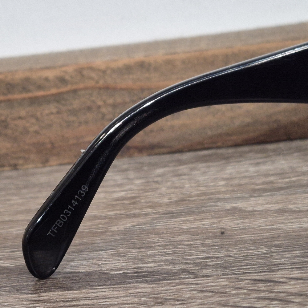 Celine Black Square Oversized Sunglasses - Picture 9 of 9